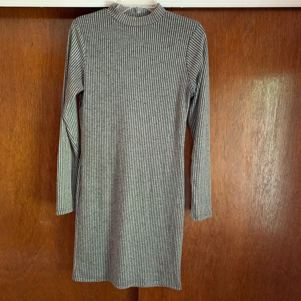 Cotton On long sleeved dress